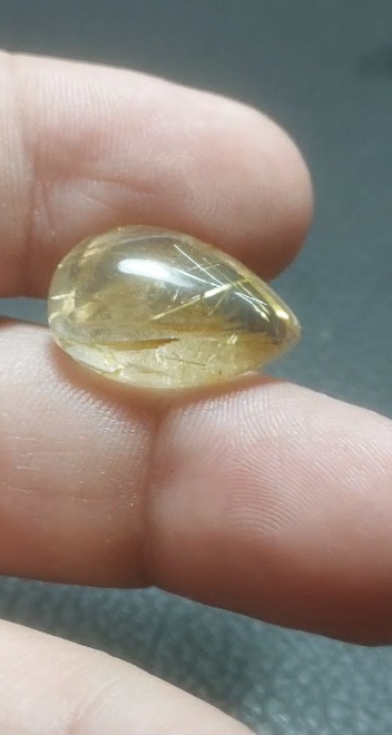 18.15ct 14.4x20.7 Natural Golden Rutilated Quartz