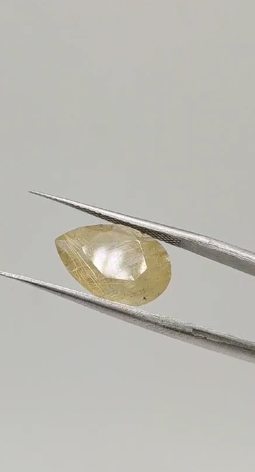 5.25ct 14.7x9.6mm Pear Natural Golden Rutilated Quartz