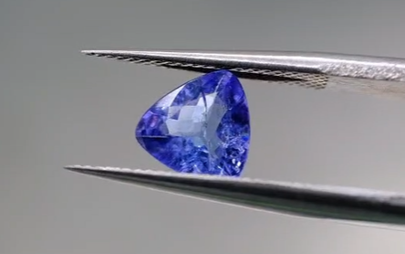 0.98ct 7.1mm Trillion Natural Tanzanite , Tanzania