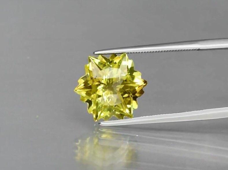 5.21ct 11.4x11.4mm VS Snowflake Natural Lemon Lemon Quartz, Brazil