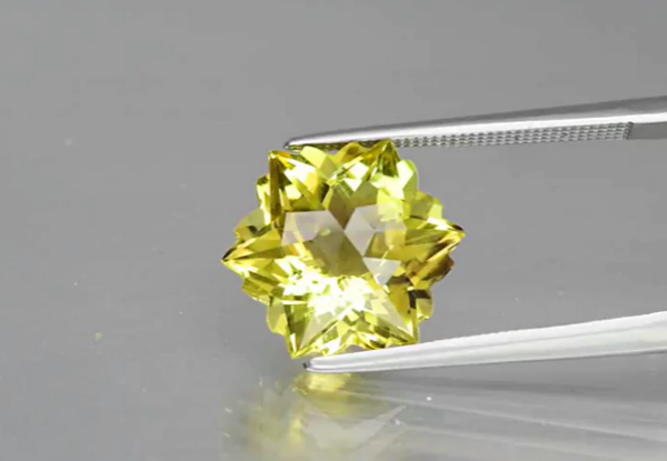 5.21ct 11.4x11.4mm VS Snowflake Natural Lemon Lemon Quartz, Brazil