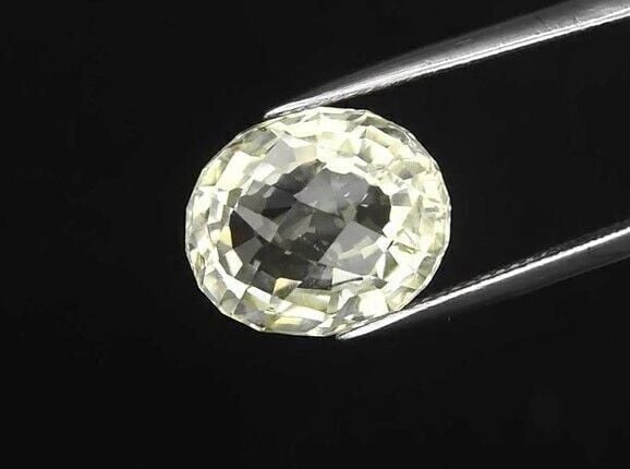 9.46ct 14.5x12mm VS Custom-Cut Natural Light Yellow Quartz, Africa