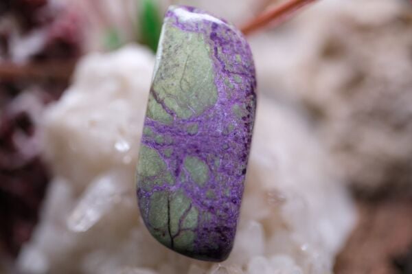 10.65ct 27x11.6mm Natural Purpirite