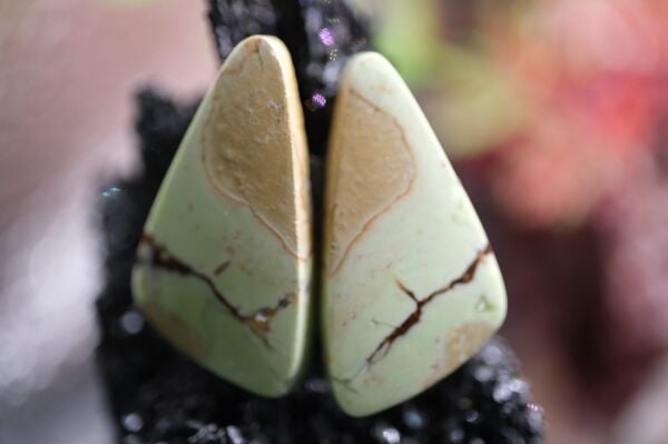 18.75ct 23.5x12.1mm Natural Yellow Septerian Pair