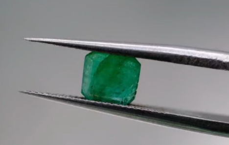 0.88ct 5.9x5.2mm Octagon Natural Emerald , Zambia