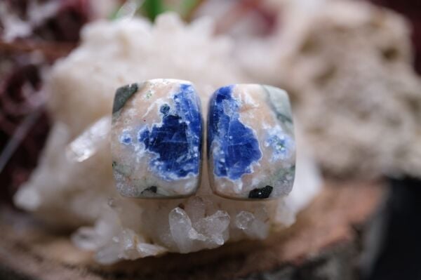 11.15ct 14.2x10.8mm Natural Sodalite Pair