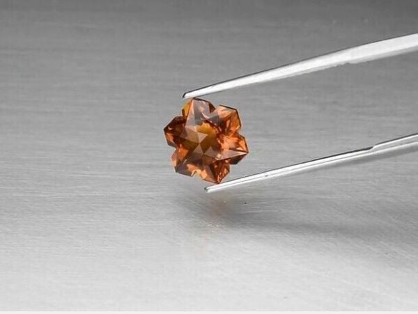 2.42ct 8.6x8.6mm VS Snowflake Natural Yellow Quartz, Brazil