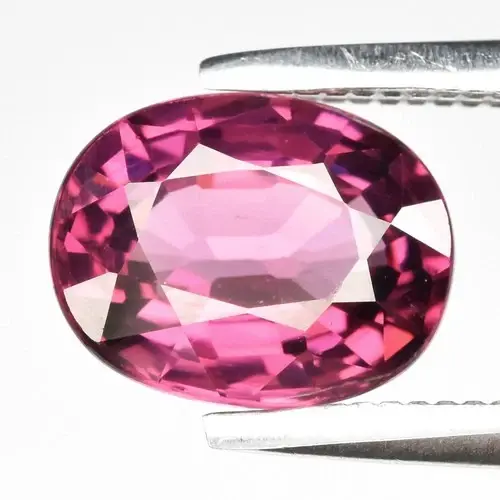 1.35ct 7.3 x 5.7mm VS Oval Natural Purplish Pink Rhodolite Garnet - Tanzania
