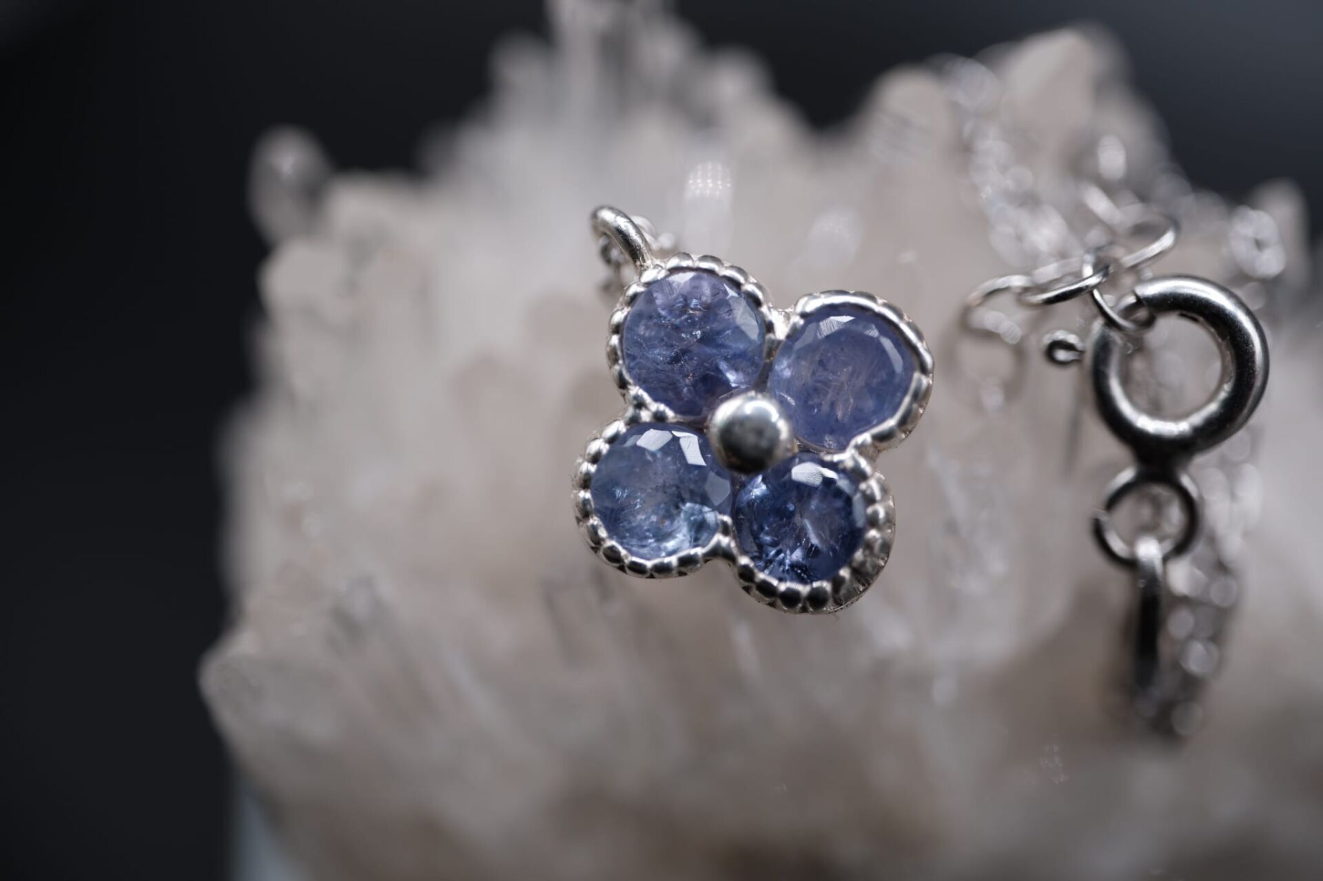 2.16gr. 925 Ayar Gümüş, 1.00ct Natural Tanzanit Kolye