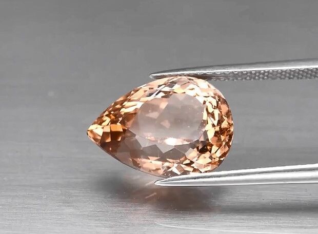 8.30ct 14.2x10.2mm Pear Natural Champagne Topaz, Brazil