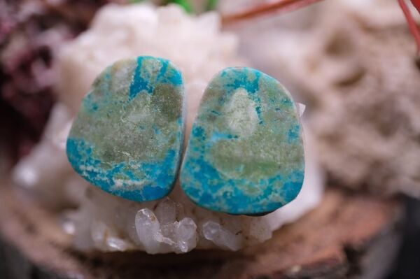 13.80ct 16.8x13.8mm Natural Turquase Pair