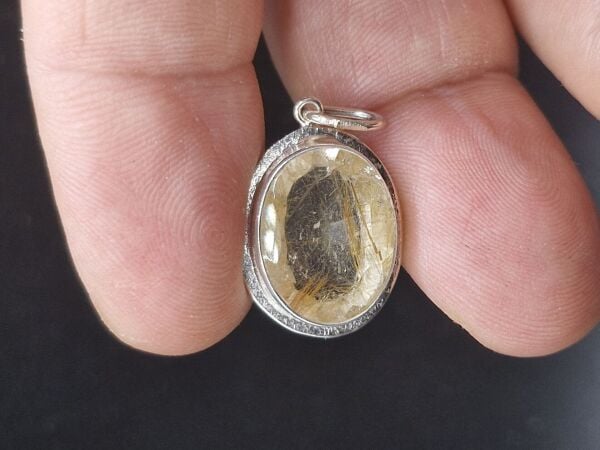 3.71 Gram Natural Altın Rutilli Kuvars  925 Ayar Gümüş Kolye Ucu(Kopya)