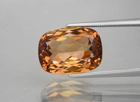 11.64ct 15x11mm VVS Cushion Natural Champagne Topaz, Brazil