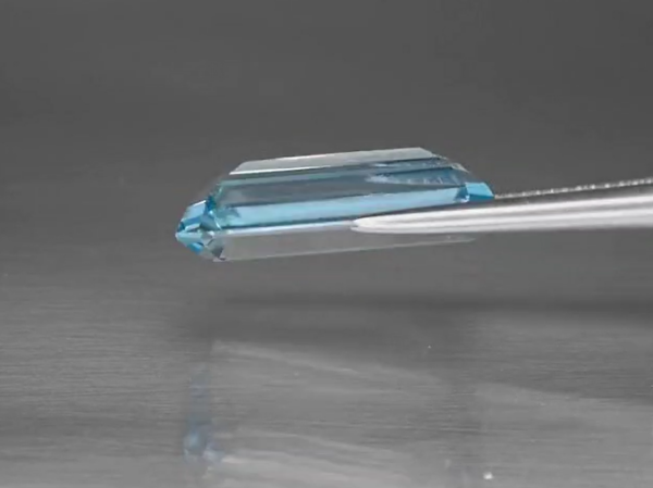 11.30ct 19x9.4mm VS Octagon Natural Sky Blue Topaz, Brazil