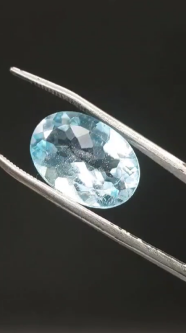 15.20ct 18x13mm Oval Natural Sky Blue Topaz