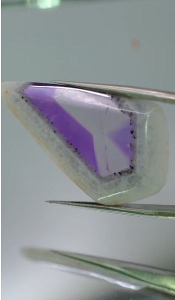 21.40ct 37.2x22mm Natural Trephce Amethyst