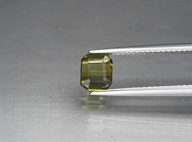 1.68ct 6.2x5mm VS Octagon Natural Unheated Green Tourmaline, Mozambique