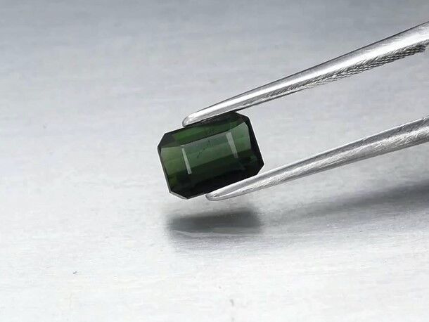 1.14ct 7.3x5.3mm VS Octagon Natural Unheated Green Tourmaline, Mozambique