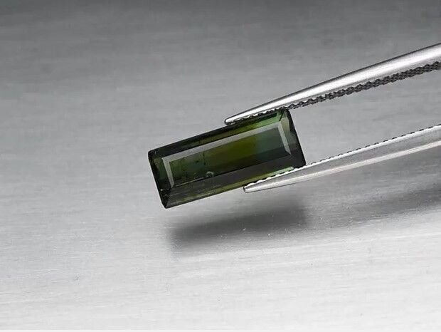 2.65ct 13.5x5.8mm Octagon Natural Unheated Green Tourmaline, Mozambique
