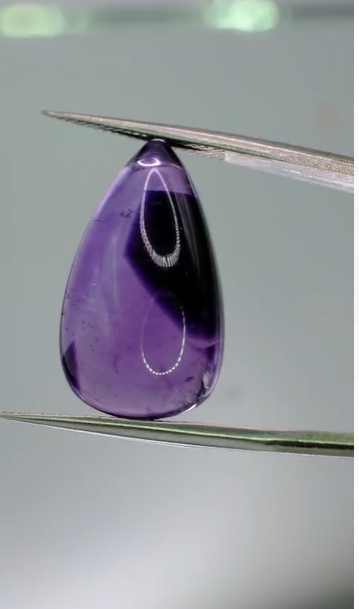 16.70ct 22.8x13.1mm Pear Cabachon Natural Star Amethyst