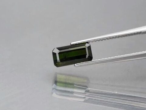 2.36ct 10.2X5.2mm Octagon Natural Unheated Forest Green  Tourmaline