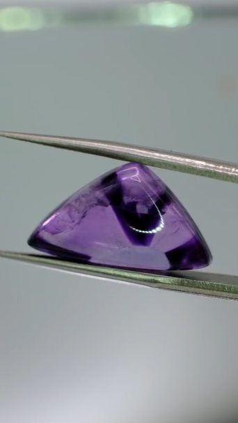 10.70ct 21.4x12mm  Cabachon Natural Star Amethyst