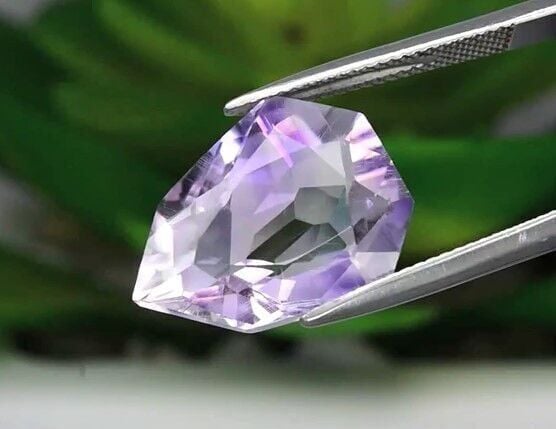 11.35ct 18.2x14.5mm VS Fancy Natural Unheated Purple Amethyst, Brazil