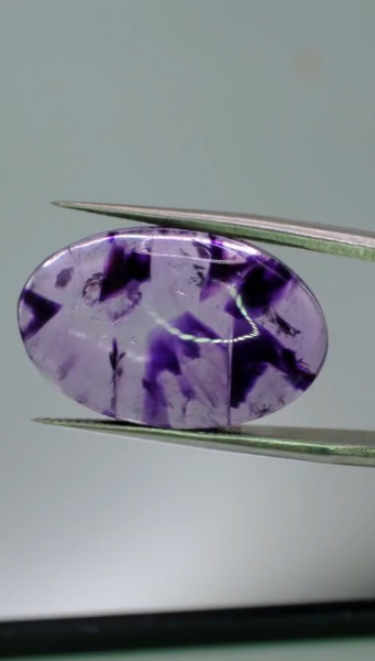 13.50ct 23.3x15.1mm Oval Cabachon Natural Star Amethyst