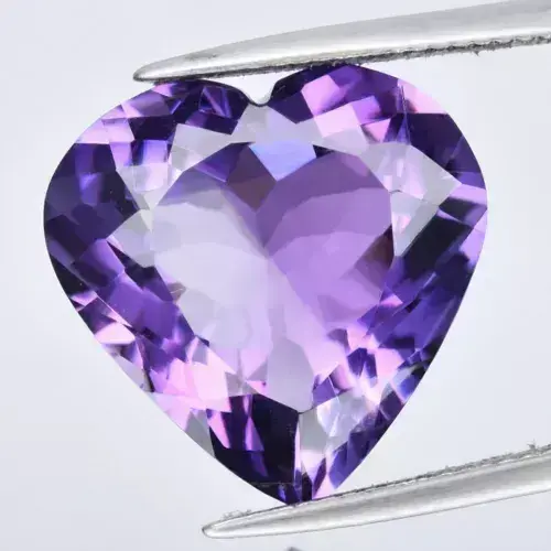 14.78ct 17.5x17.5mm VVS Heart Natural Unheated Purple Amethyst Gemstone, Uruguay