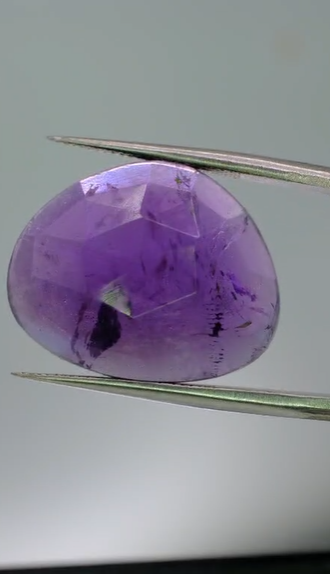 14.70ct 21.3x17.3mm Natural Telpe Amethyst