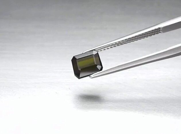 2.01ct 6.8x6mm VS Octagon Natural Unheated Medium Green Tourmaline, Nigeria