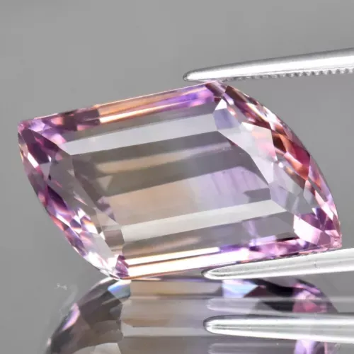 12.23ct 17.5x11mm VVS Fancy Natural Untreated Purple & Yellow Ametrine, Gemstone