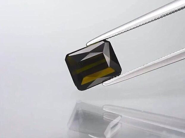 1.86ct 7.5x6mm VS Octagon Natural Unheated Olive Green Tourmaline, Mozambique