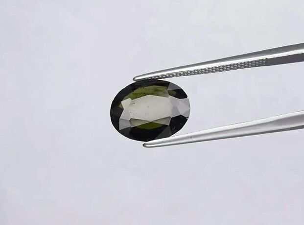 2.62ct 11x9.2mm Oval Natural Unheated Green Tourmaline Gemstone Mozambique