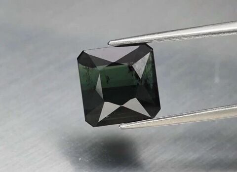 3.70ct 8.7x8.7mm Octagon Natural Unheated Green Tourmaline, Mozambique