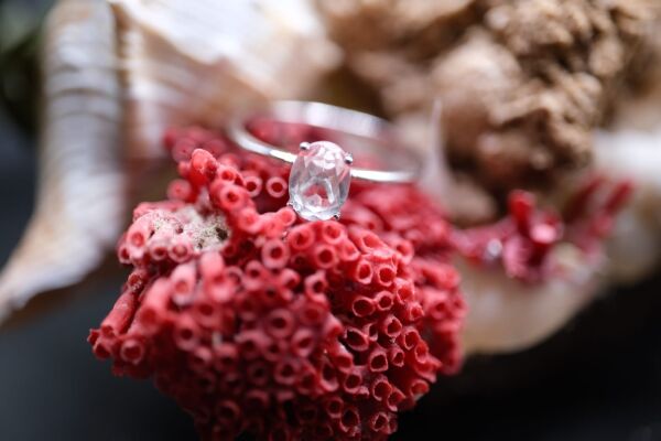 Alaşımlı Kararmaz Gümüş Üzeri 7x5mm Natural 0.86ct Açık Yeşil Ametist Yüzük( No:15)