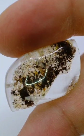 33.50ct 27.7x17.9mm Natural Garden Quartz