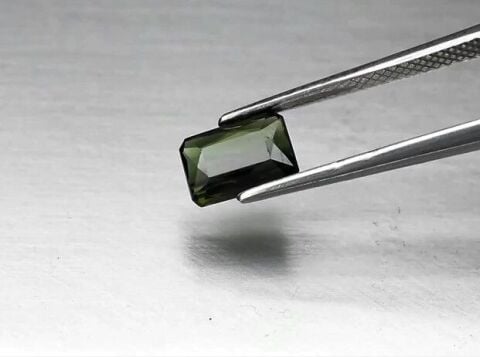 1.36ct 7.7x5.6mm VS Scissor-Cut Natural Unheated Green Tourmaline, Mozambique