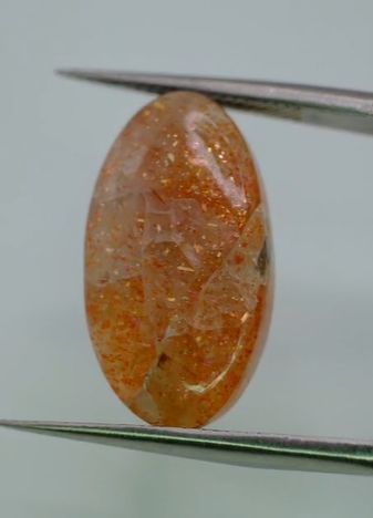 7.75ct 20.1x11mm Oval Cabachon Natural Sunstone
