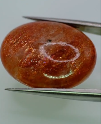 18.30ct 22x17.3mm Oval Cabachon Natural Sunstone