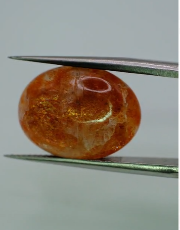 7.70ct 16.3x12.3mm Oval Cabachon Natural Sunstone