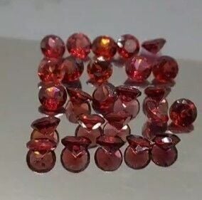 8.47ct 25Pcs Lot  Round 4 mm. Natural Red Mozambique Garnet Africa