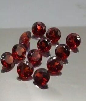 7.58ct 12Pcs Lot  Round 5 mm.Natural Red Mozambique Garnet Africa