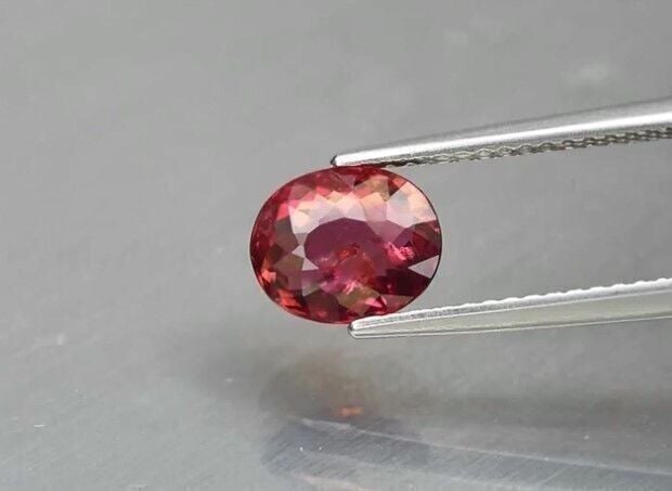 1.30ct 7.7x6.3mm Oval Natural Unheated Orangish Pink Tourmaline, Mozambique
