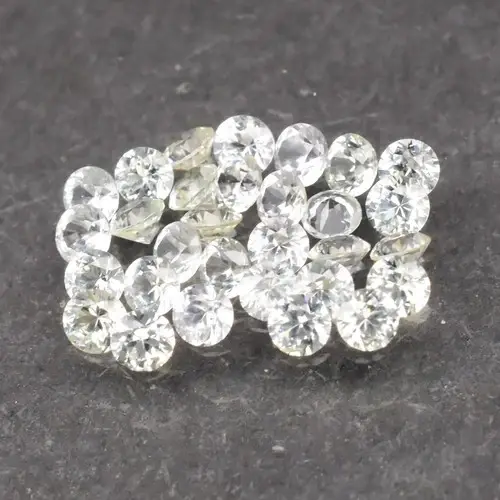 2.32ct 30p Lot  VS-IF Round Natural Light Green White Sapphire - Heated, Ceylon