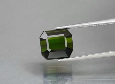 3.90ct 9x8mm VS Octagon Natural Unheated Green Tourmaline, Mozambique
