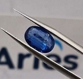 2.54ct 10.3x7.3mm Oval Natural Kyanite