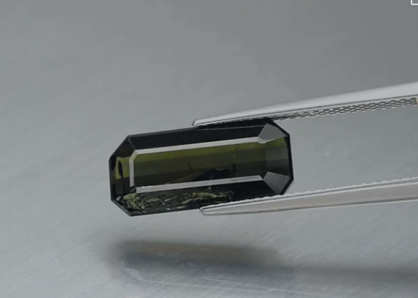 5.03ct 15.5x7mm Octagon Natural Unheated Green Tourmaline, Nigeria