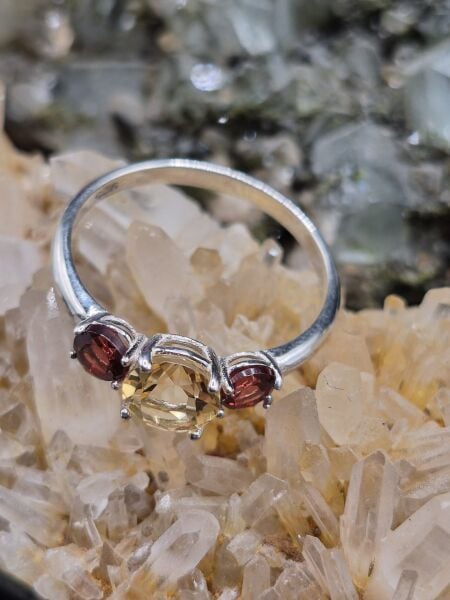 0.60ct Natural Sitrin- 0.30ct Natural Garnet 1.55gr 925 Ayar Gümüş Yüzük No:10
