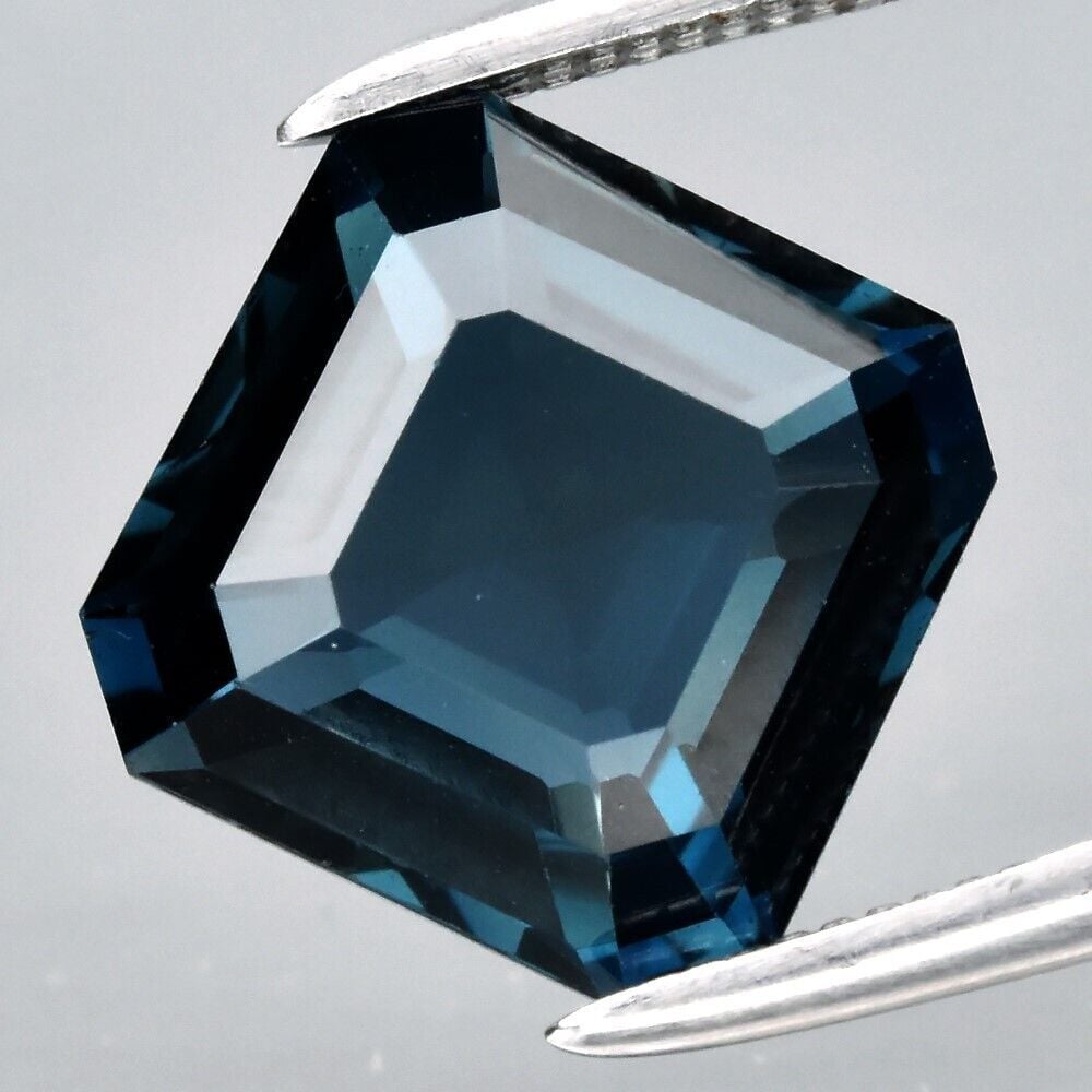 3.34ct 8.5x8.3mm VS Octagon Natural London Blue Topaz Gemstone, Brazil